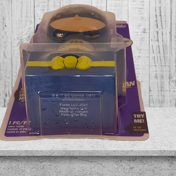 DC Comics Batman Popsies Funko Vinyl Collectible Figurine - Picture 3 of 6